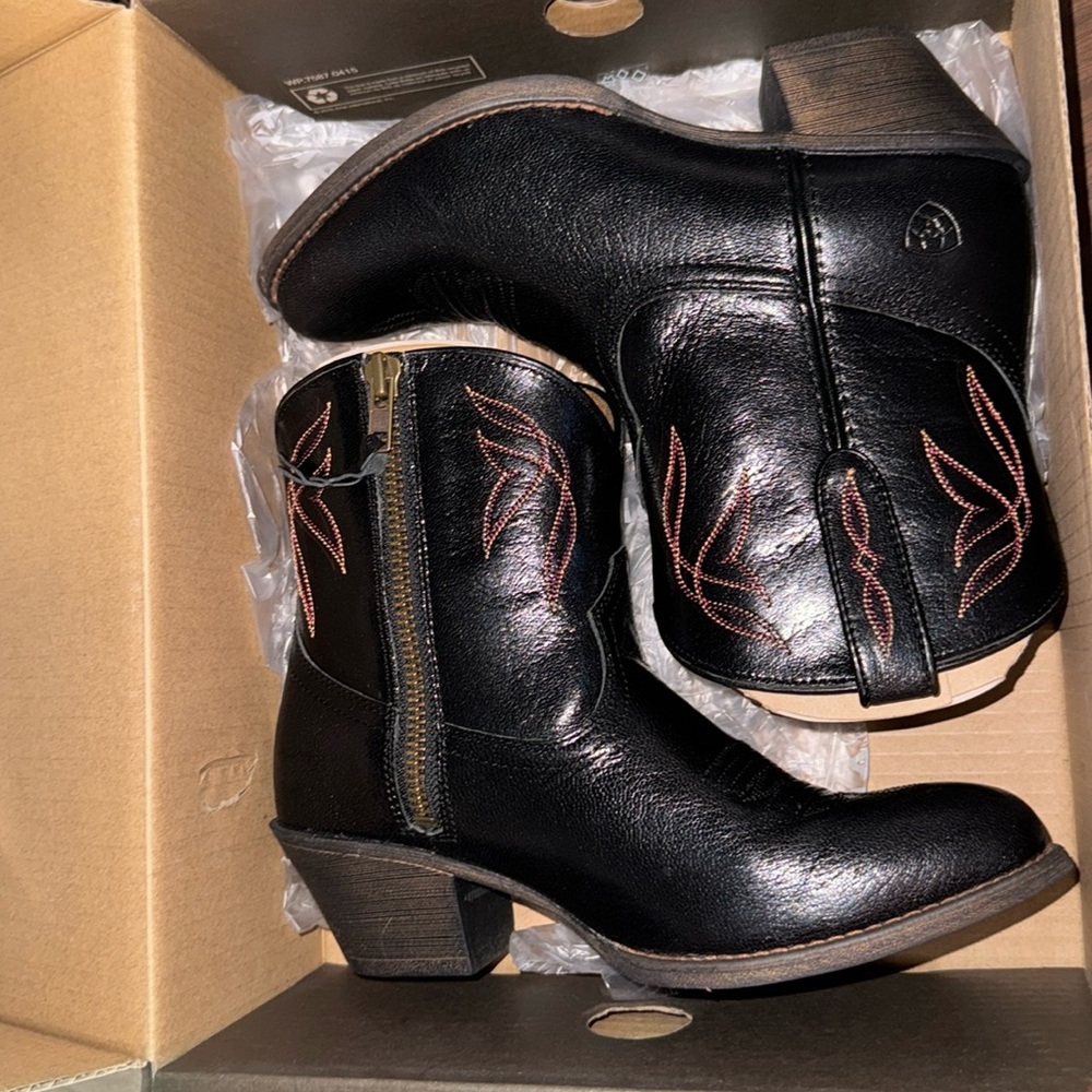 Ariat Booties